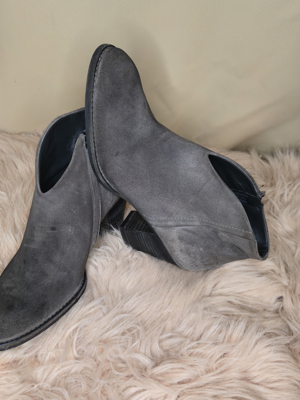 Paul Green Delgado Gray Suede Ankle Boots Block Heeled Booties Size 6.5